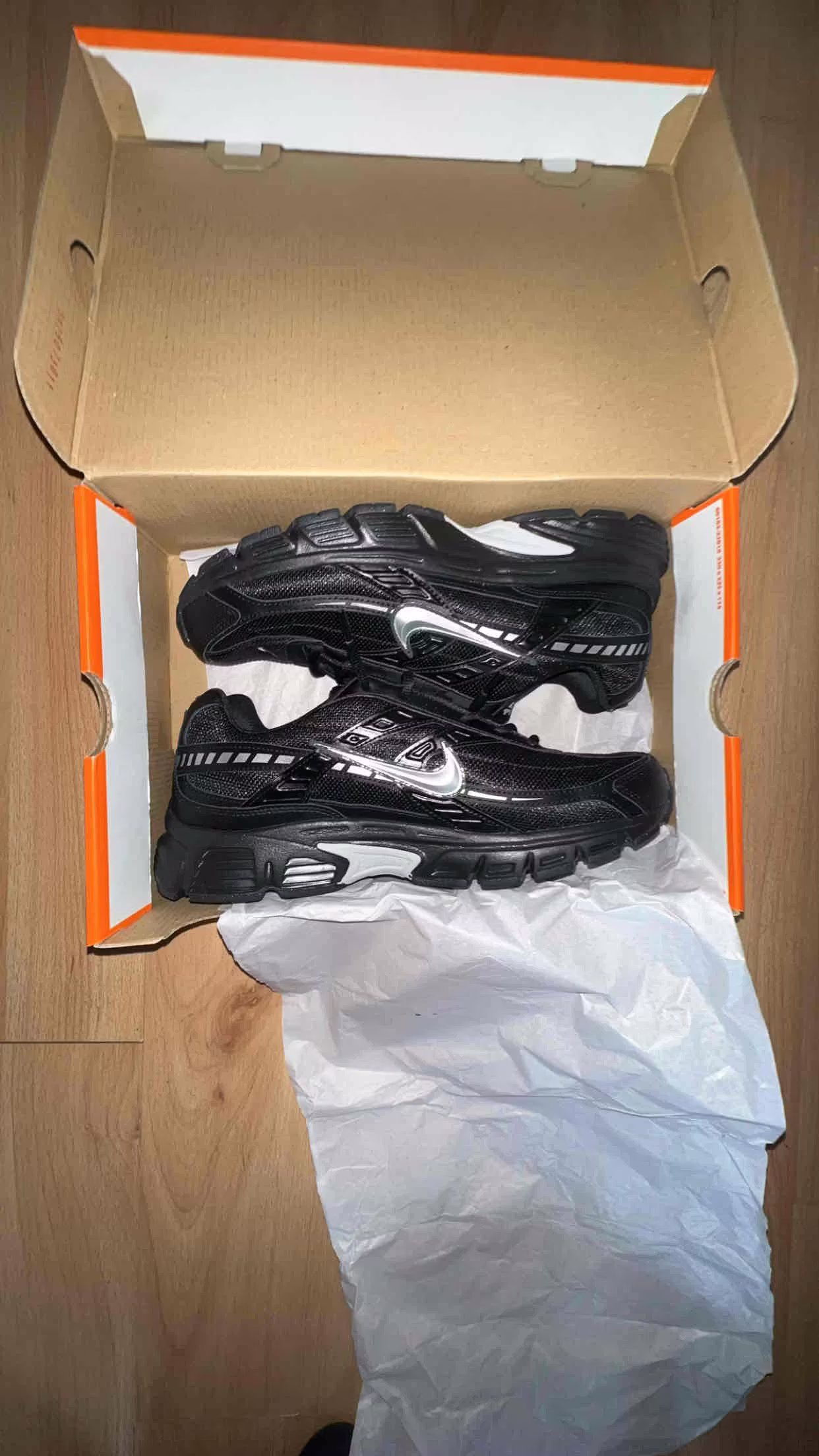 Nike Initiator 'Black Metallic Silver' IB4595-001 Nike Initiator 'Black Metallic Silver' IB4595-001